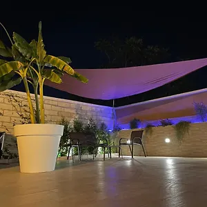 https://caramel-house-villa.barihotels.org